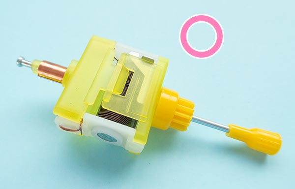 正しく組み立てられている